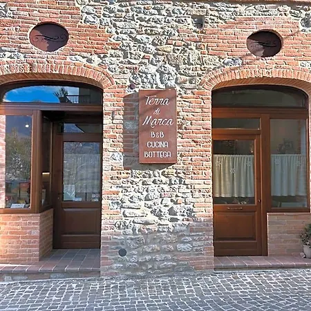 Terra Di Marca Frühstückspension Montefortino